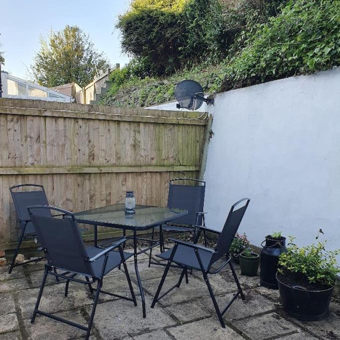 Priory Cottage Westbury  Exterior photo